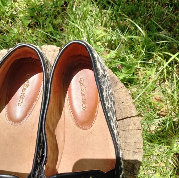 👀Big Discount!👀G.H.Bass Sophia Slip Ons in size 6 - Picture 3 of 4